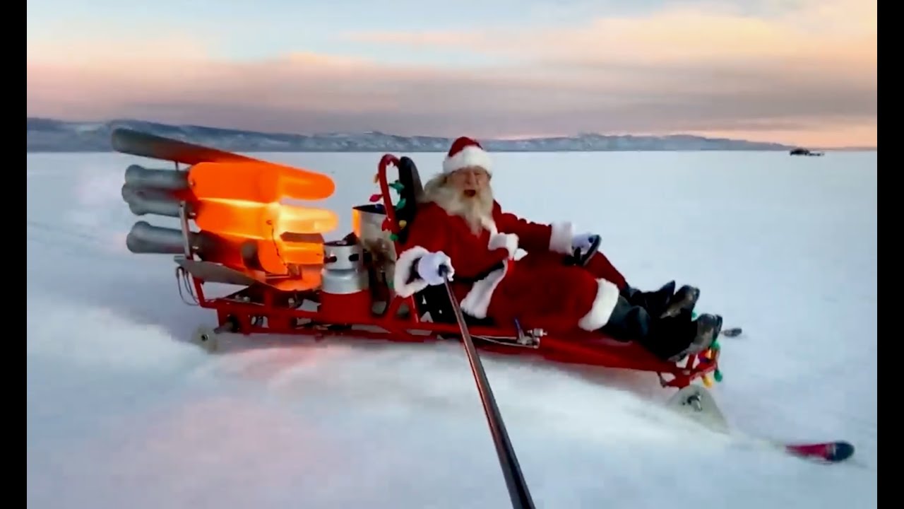 Load video: Crazy Santa Clause sleigh built by Bob Maddox